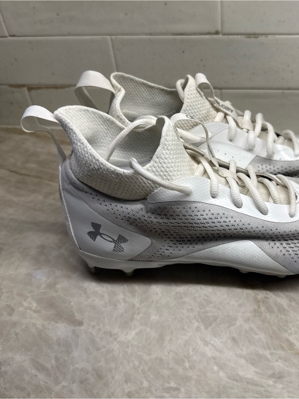 Under Armour Glory 2 MC Lacrosse Cleats – Women’s Size 8